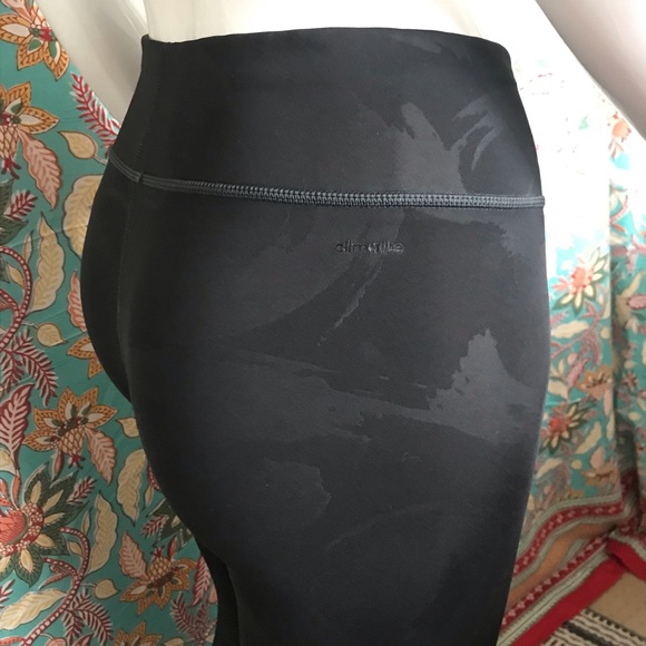 Adidas Climalite Modelled Black Capris Workout Running Tights Size Small - Picture 6 of 16